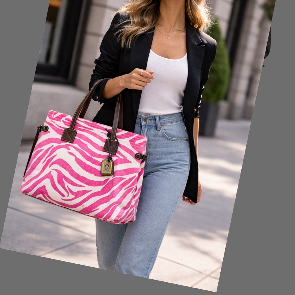 Dooney & Bourke Stylish Pink Zebra-Print Tote Bag NWT - Picture 2 of 15